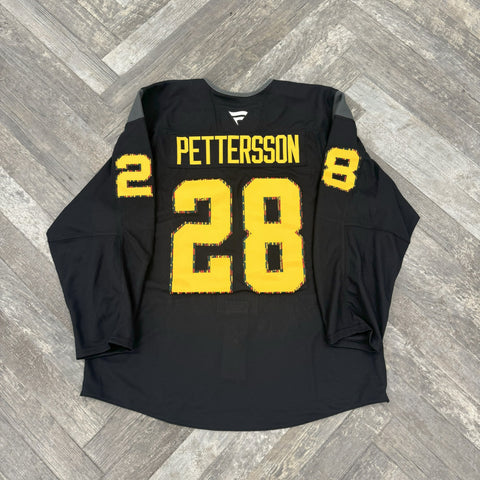 Marcus Pettersson Autographed Black Hockey History Jersey (Fanatics, Not worn, Unsigned)